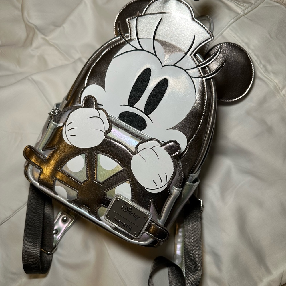 Loungefly D23 Platinum Minnie